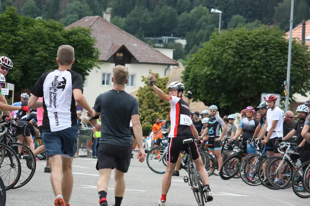 Participants à la zone de relais de JuraDéfi